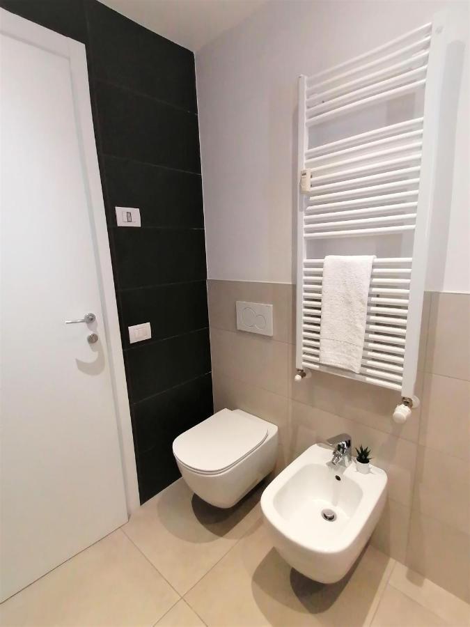 Guesthouse Tree Rooms Modern Bergamo Exterior foto